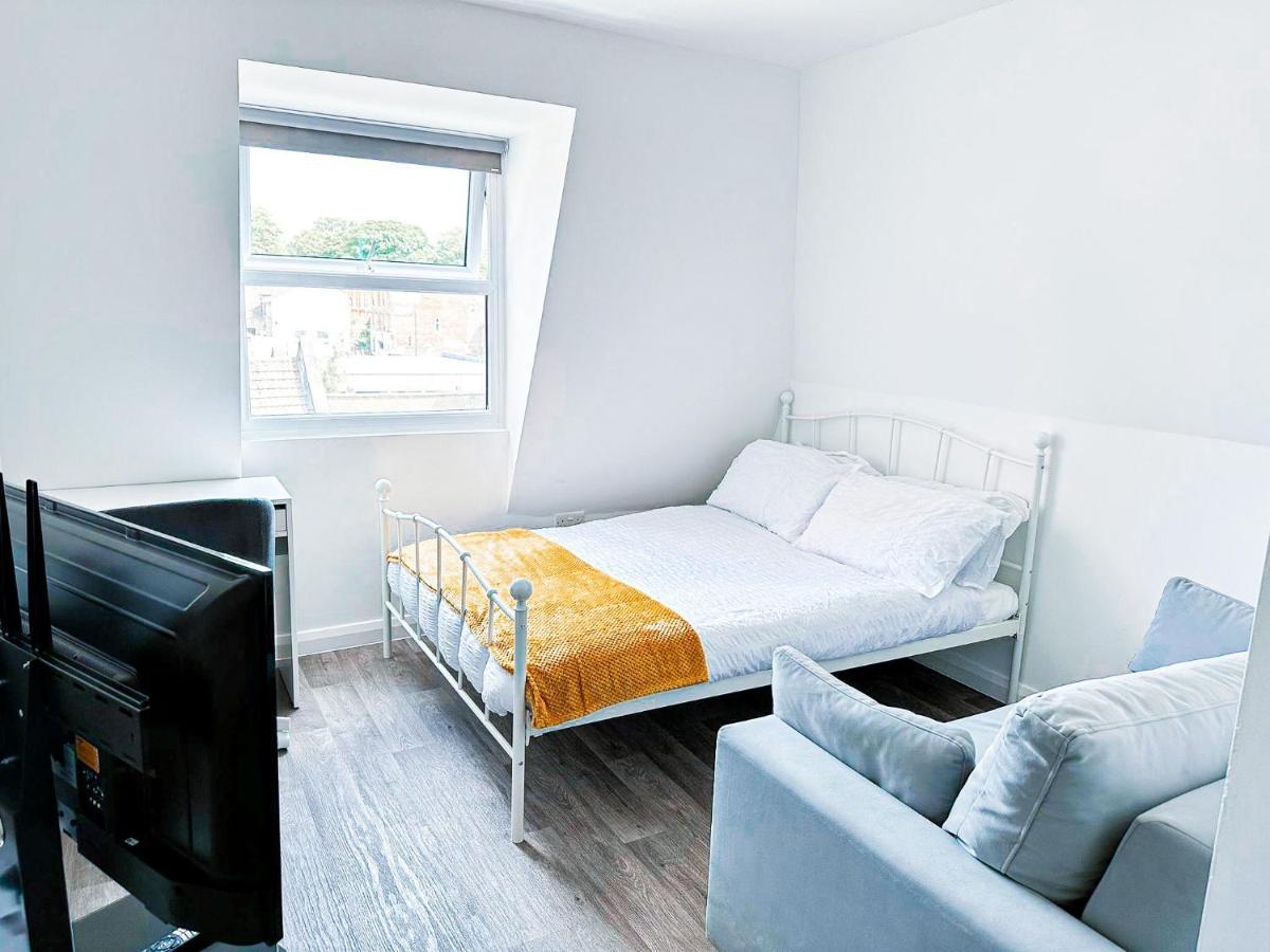Lovely Studio Apartment Maidstone Exterior foto